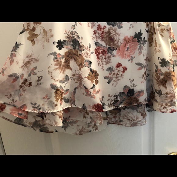 Cropped floral tank - Picture 3 of 4